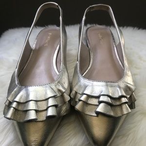 Jo Mercer. Gold. Pink Rose Pointy Flats. Size 6
